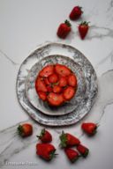Torta yogurt e fragole ricetta