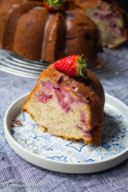 Bundt cake alle fragole ricetta