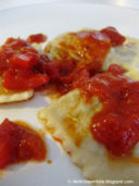 Ravioli di melanzana e sugo di pomodori arrostiti ...ho voglia di primavera!