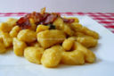 GNOCCHI DI ZUCCA CON BURRO, SALVIA E PANCETTA CROCCANTE