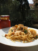 Spaghetti Carciofi e Nduja con pane tostato