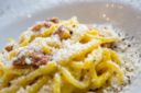 Carbonara a Roma: i migliori posti dove mangiarla, in sette versioni diverse