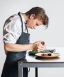 Flynn McGarry è un caso: chef a 15 anni a 19 ha aperto il suo ristorante a New York