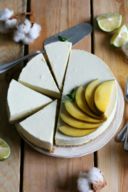 Cheesecake al cocco, mango e lime, la ricetta