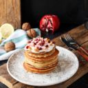 Ricetta blinis con panna acida, un antipasto ricco e goloso