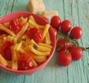 Ricetta pasta con pomodorini, un primo piatto facile e fresco