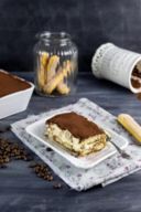 Ricetta tiramisù con panna, un dolce classico fresco e veloce da realizzare