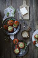 Ricetta, pomodori ripieni di cous cous, un piatto unico semplice e fresco