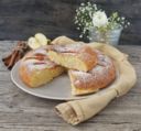 Ricetta torta di mele in padella, un dolce perfetto per la colazione senza utilizzare il forno