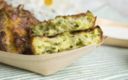 Ricetta frittelle di zucchine e cipolle, un antipasto facile e saporito