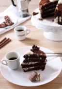 Ricetta dripping cake cioccolato e caffè, un dolce scenico che arriva dalla Gran Bretagna