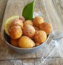 Ricetta frittelle al limone, un dolce goloso e profumato