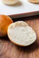 Ricetta panini semidolci morbidi, perfetti per i buffet pronti da farcire