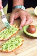 Ricetta avocado toast, il più famoso degli spuntini