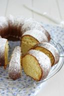 Ricetta ciambella alla panna, la torta da colazione per eccellenza