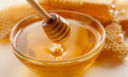 È davvero possibile riconoscere il miele puro al 100%? Risponde la tecnologa