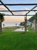 Giardini del Fuenti: ristorante con vista e beach club in Costiera Amalfitana