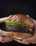 Rene Redzepi POPL: com’è l’hamburger da 19 € nel burger bar del Noma